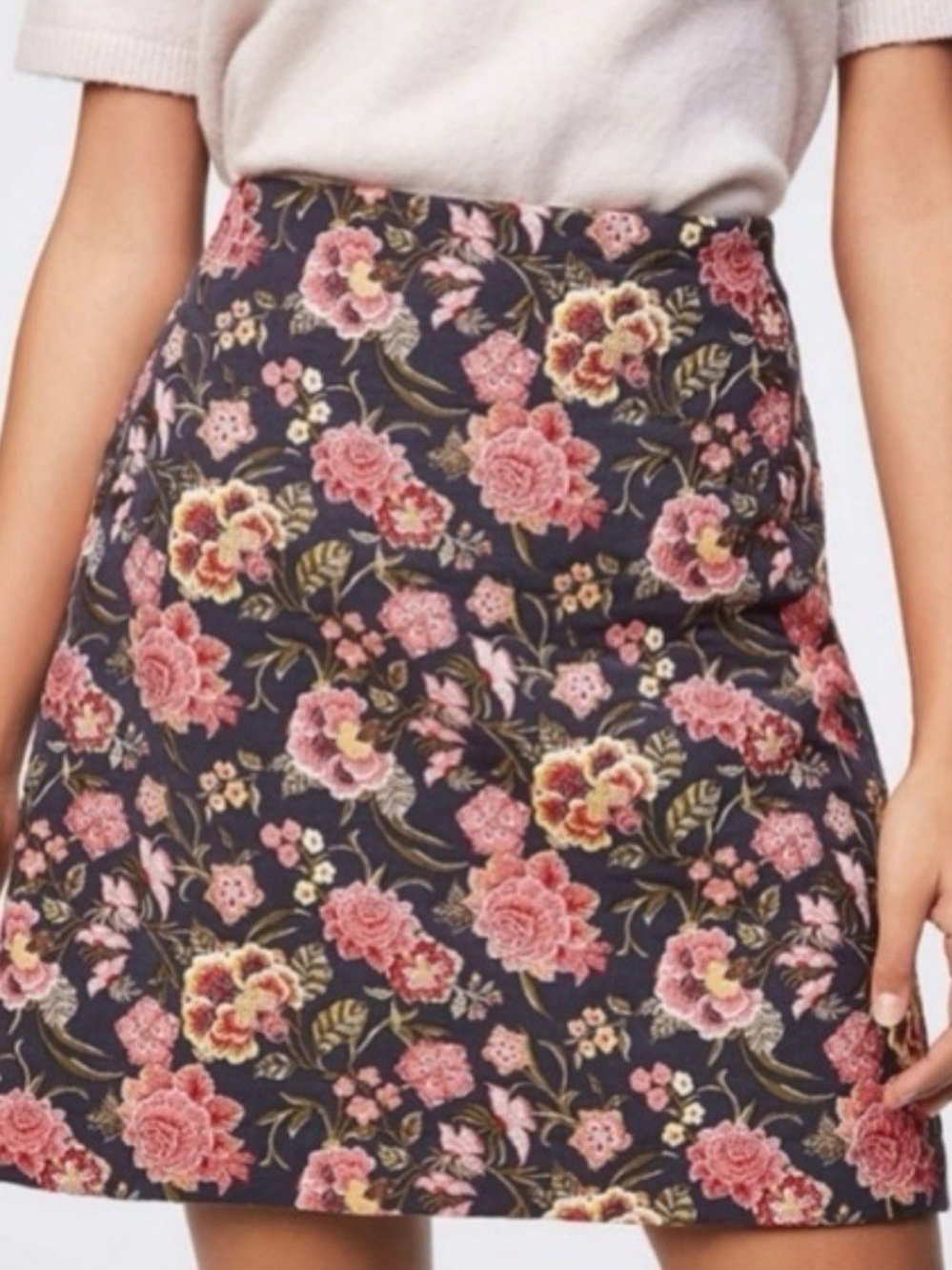 NWT LOFT Gray & Pinks Floral Jacquard Mini 'Poppy Bloom' Skirt Womens 8